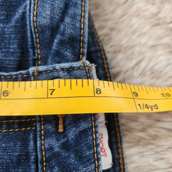 Bongo Medium Wash Denim Cut-off Cuffed Hem Shorts Juniors Size‎ 7 - Picture 9 of 10